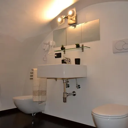 Casa Chiara * מונופולי