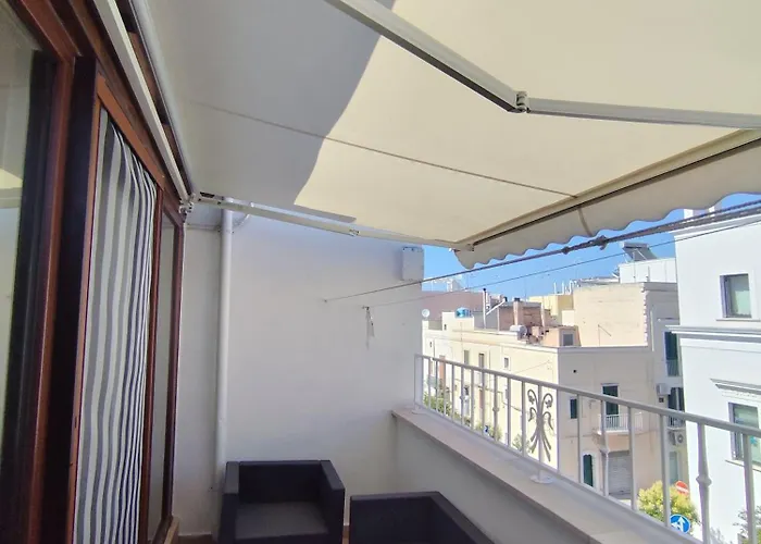 Casa Chiara アパート モノーポリ