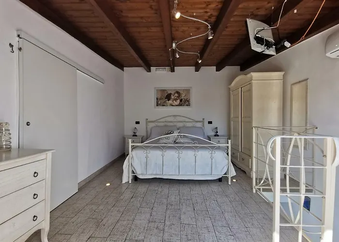 Casa Chiara モノーポリ